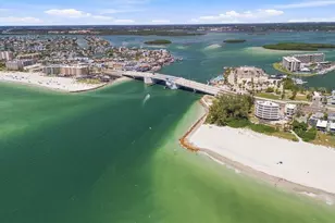 11797 1st St E, Treasure Island, FL 33706 - Photo 9