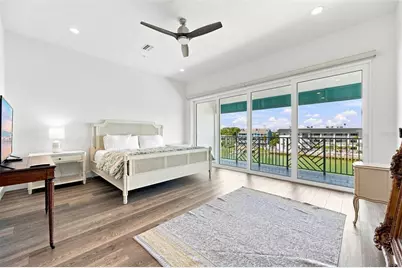 11797 1st Street E, Treasure Island, FL 33706 - Photo 39