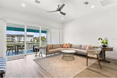 11797 1st Street E, Treasure Island, FL 33706 - Photo 27