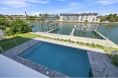 11797 1st Street E, Treasure Island, FL 33706 - Photo 33