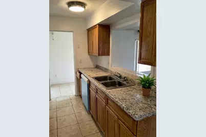 1001 Bay Breeze Terrace, Largo, FL 33770 - Photo 3