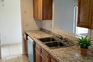1001 Bay Breeze Terrace, Largo, FL 33770 - Photo 3