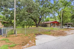 1706 E Idell St, Tampa, FL 33604 - Photo 1
