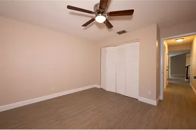 201 Somerset Lane #201, Palm Harbor, FL 34684 - Photo 15