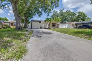 729 88th Ave N, Saint Petersburg, FL 33702 - Photo 1