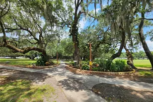 5634 Arrowhead Dr, Zephyrhills, FL 33542 - Photo 43