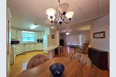 5634 Arrowhead Drive, Zephyrhills, FL 33542 - Photo 15