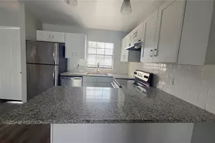 501 St Michaels Way, Tarpon Springs, FL 34689 - Photo 5