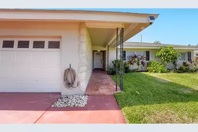 13931 Dominica Drive, Seminole, FL 33776 - Photo 35