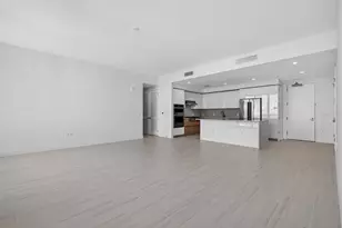 400 Central Ave, Saint Petersburg, FL 33701 - Photo 11