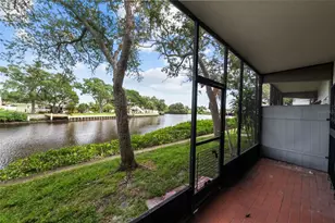 9013 Tudor Dr, Tampa, FL 33615 - Photo 15