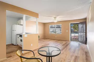 9013 Tudor Dr, Tampa, FL 33615 - Photo 3