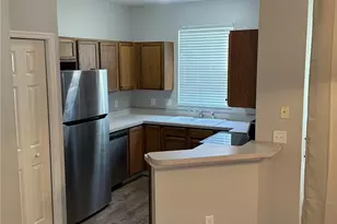 12280 Country White Cir, Tampa, FL 33635 - Photo 5