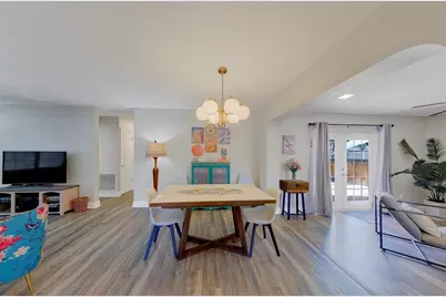 512 61st Street S, Saint Petersburg, FL 33707 - Photo 5