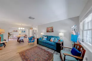 512 61st St S, Saint Petersburg, FL 33707 - Photo 3