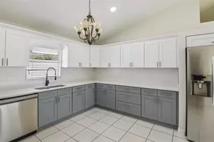 7001 N Clark Ave, Tampa, FL 33614 - Photo 19