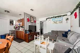 2532 W Walnut St, Tampa, FL 33607 - Photo 9