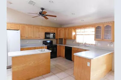 5430 2nd Avenue N, Saint Petersburg, FL 33710 - Photo 5