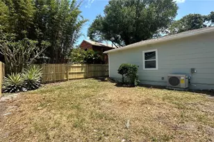 1419 55th St S, Gulfport, FL 33707 - Photo 41