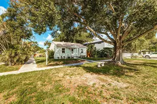 1419 55th St S, Gulfport, FL 33707 - Photo 1