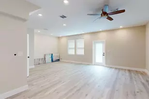 5101 12th Ave N, Saint Petersburg, FL 33710 - Photo 23