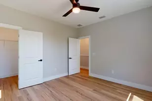 5101 12th Ave N, Saint Petersburg, FL 33710 - Photo 17