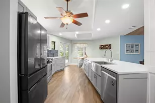 1419 Indian Trail S, Palm Harbor, FL 34683 - Photo 15