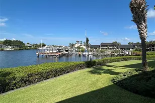 608 Yardarm Dr, Apollo Beach, FL 33572 - Photo 23