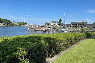 608 Yardarm Dr, Apollo Beach, FL 33572 - Photo 1