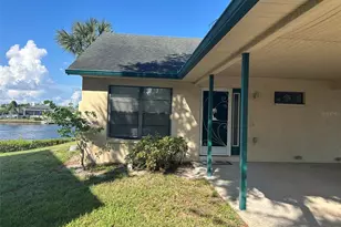 608 Yardarm Dr, Apollo Beach, FL 33572 - Photo 3