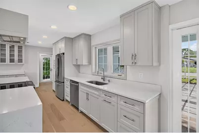 800 Cordova Boulevard NE, Saint Petersburg, FL 33704 - Photo 11