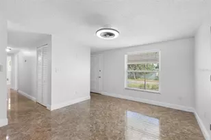 107 Valley Dr, Brandon, FL 33510 - Photo 9