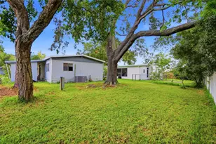 8819 Sheldon W Dr, Tampa, FL 33626 - Photo 37