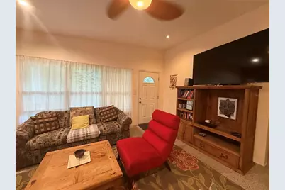 8001 27th Avenue N, Saint Petersburg, FL 33710 - Photo 5