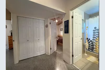 8001 27th Avenue N, Saint Petersburg, FL 33710 - Photo 15