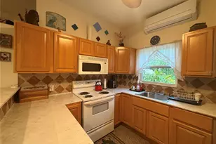8001 27th Ave N, Saint Petersburg, FL 33710 - Photo 9