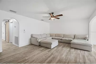 4604 Ashburn Square Drive, Tampa, FL 33610 - Photo 15