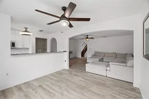 4604 Ashburn Square Dr, Tampa, FL 33610 - Photo 11