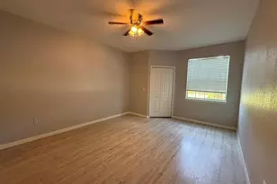 17102 Carrington Park Dr, Tampa, FL 33647 - Photo 3