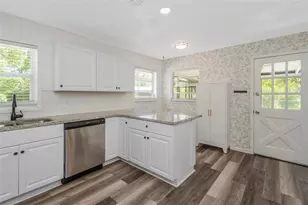 7246 Sealawn Dr, Spring Hill, FL 34606 - Photo 13