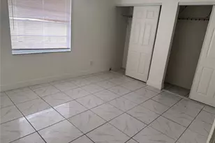 10205 Bellhurst Ct, Tampa, FL 33615 - Photo 11