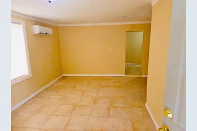 1018 E Holland Avenue, Tampa, FL 33612 - Photo 7