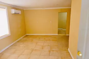 1018 E Holland Ave, Tampa, FL 33612 - Photo 7