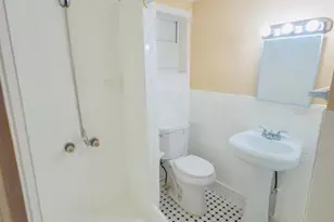 1018 E Holland Ave, Tampa, FL 33612 - Photo 17