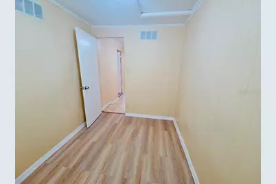 1018 E Holland Avenue, Tampa, FL 33612 - Photo 15