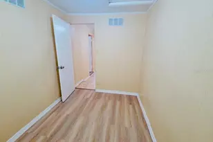 1018 E Holland Ave, Tampa, FL 33612 - Photo 15