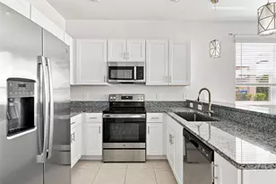 10317 Trumpet Honeysuckle Wy, San Antonio, FL 33576 - Photo 11