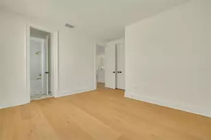 461 47th Ave N, Saint Petersburg, FL 33703 - Photo 27