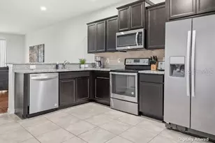 9157 Hillcroft Dr, Riverview, FL 33578 - Photo 3