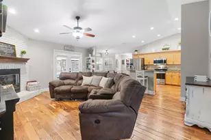 2203 Par Meadows Ln, Plant City, FL 33566 - Photo 19